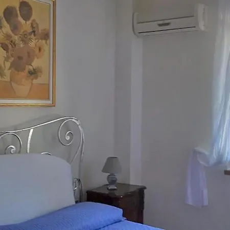 Apartment, Torre Melissa Daire